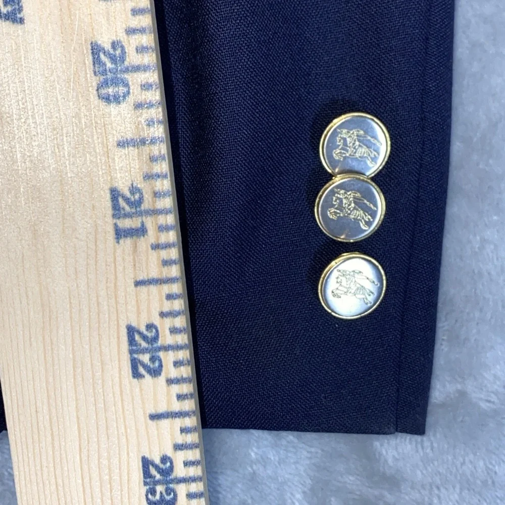 Vintage Burberrys Navy Blazer Men's 43S Super 100's Wool Gold Crest Buttons USA